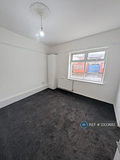 3 Bedroom Flat To Rent In Poulton Road, Wallasey, CH44