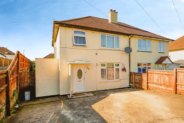 3 Bedroom Semi-Detached House For Sale In Claymond Road, Headington, Oxford, OX3
