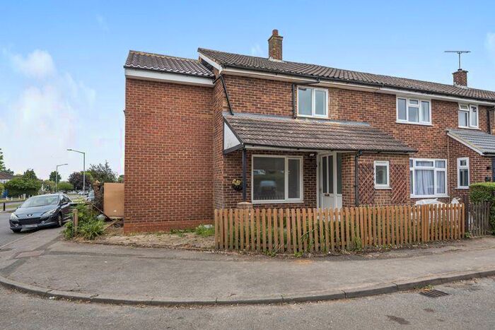 6 Bedroom Terraced House To Rent In Farnham Road, Farnham Royal, Slough, Berkshire, SL2