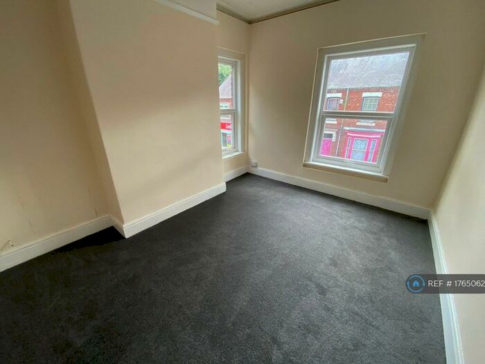 2 Bedroom Flat To Rent In Salisbury Terrace, Darlington, DL3