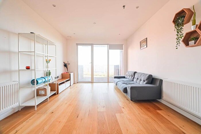 2 Bedroom Flat For Sale In Navigation Road, , Tower Hamlets, London, E3