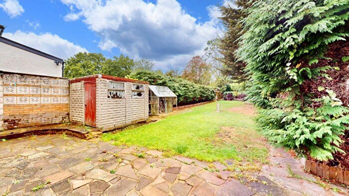 3 Bedroom Semi Detached House To Rent In Greystone Gardens, Harrow, HA3