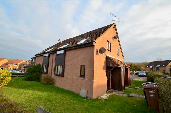 1 Bedroom Terraced House To Rent In Uplands, Stevenage, SG2