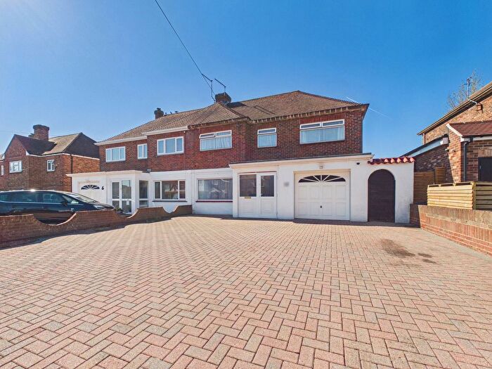 3 Bedroom Semi-Detached House For Sale In Kingston Lane, Shoreham By Sea, BN43