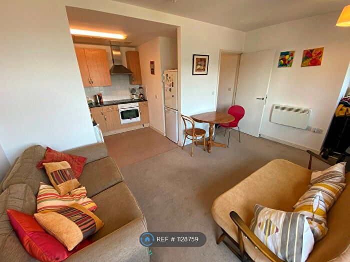 1 Bedroom Flat To Rent In Drayton Park, London, N5