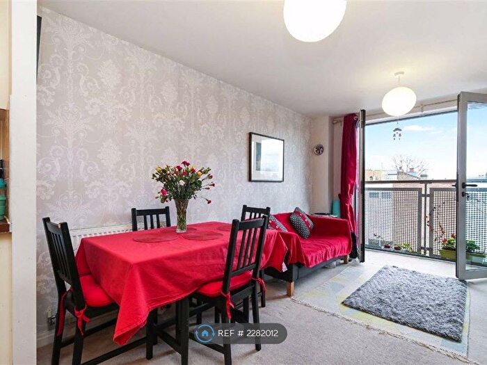 1 Bedroom Flat To Rent In Shale Court, London, E15
