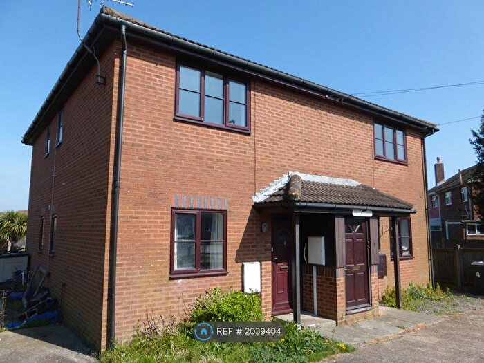 1 Bedroom Flat To Rent In Simons Court, Aylesham, Canterbury, CT3