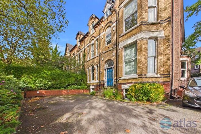 2 Bedroom Flat For Sale In Croxteth Road, Princes Park, L8