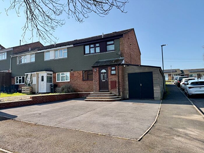 3 Bedroom Terraced House For Sale In Blenheim Road, Yeovil, Somerset, BA21