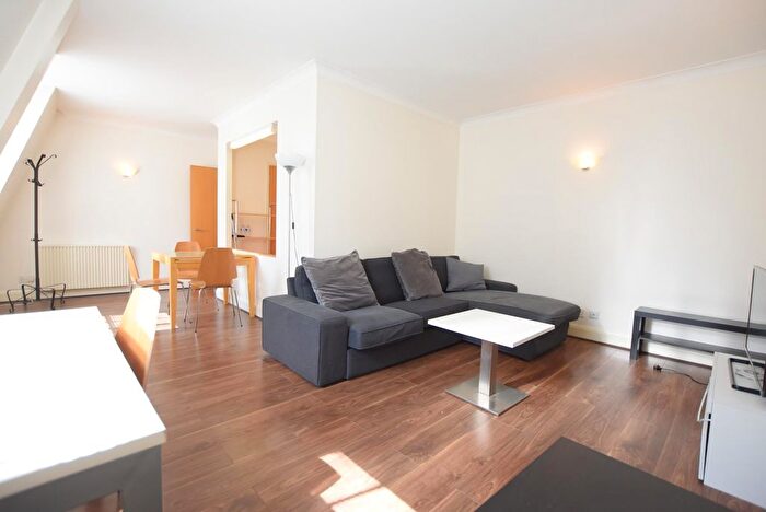 1 Bedroom Flat To Rent In County Hall Apartments, Belvedere Road, Westminster, London, SE1