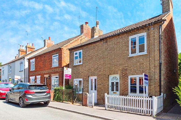 2 Bedroom Semi-Detached House For Sale In Duke Street, Aspley Guise, Milton Keynes, MK17