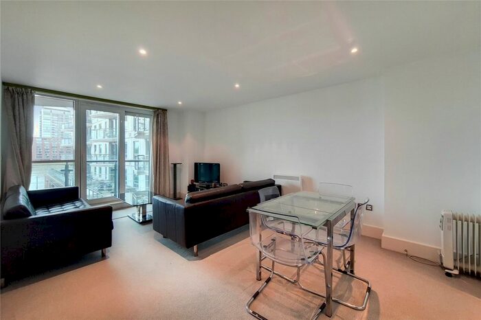 2 Bedroom Flat To Rent In Ensign House, The Tower, SW8