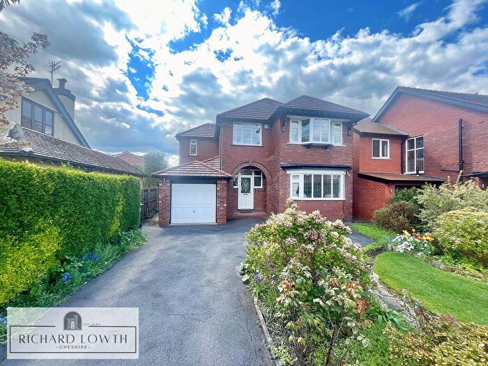4 Bedroom Detached House For Sale In Chester Road, Poynton, SK12