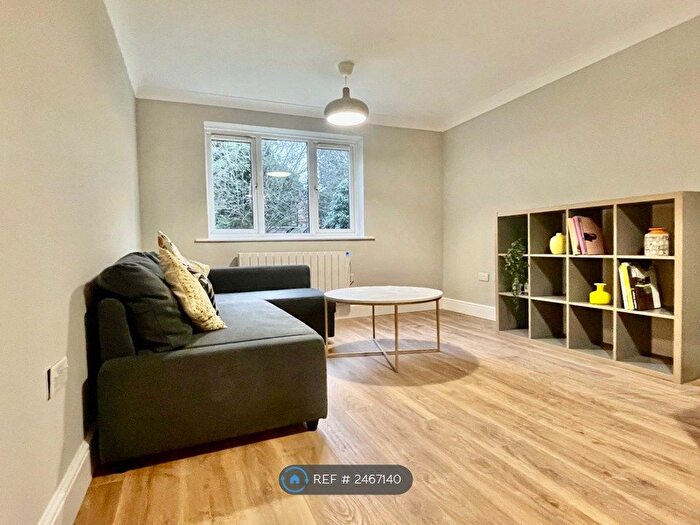 1 Bedroom Flat To Rent In Chamomile Court, London, E17