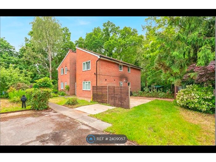 Studio To Rent In Wellington Avenue, Whitehill, Bordon, GU35