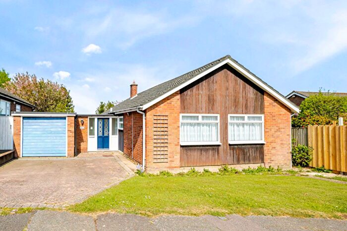 3 Bedroom Detached Bungalow For Sale In Common Wood Rise, Crowborough, TN6