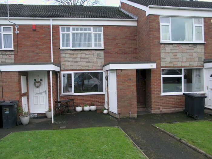 1 Bedroom Flat To Rent In Netherend Lane, Halesowen, B63