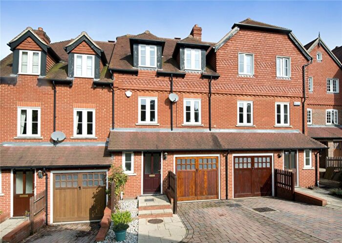 3 Bedroom Terraced House To Rent In Amherst Place, Sevenoaks, Kent, TN13