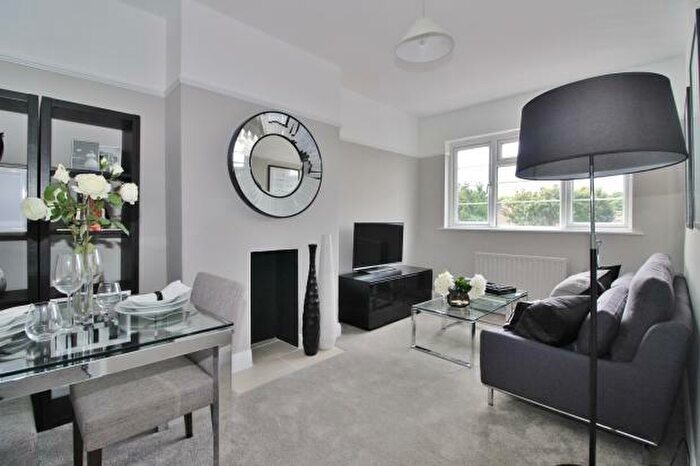 1 Bedroom Flat To Rent In Clive Road, West Dulwich, London, SE21