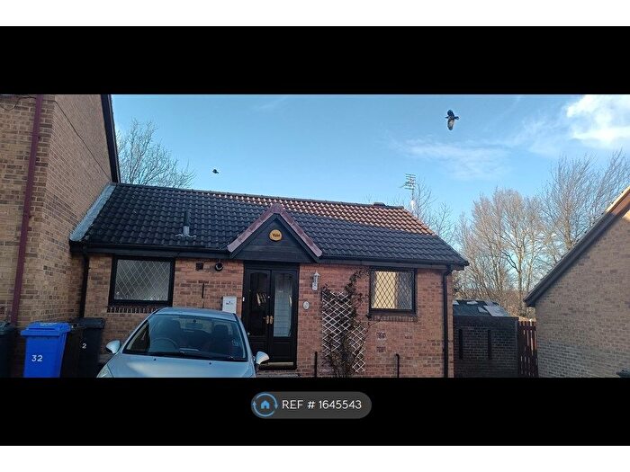 1 Bedroom Semi-Detached House To Rent In Woodspring Court, Sheffield, S4