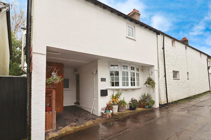 3 Bedroom Detached House For Sale In Heol-Y-Cawl, Dinas Powys, CF64