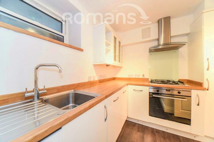 2 Bedroom Apartment To Rent In Osborne Road, SL4