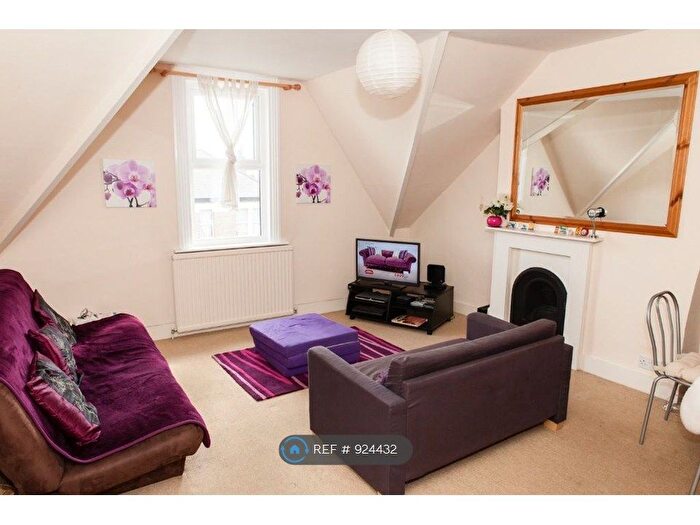 1 Bedroom Flat To Rent In Brigstock Road, Thornton Heath, CR7