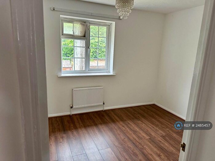 2 Bedroom Terraced House To Rent In Fenman Gardens, Goodmayes, IG3