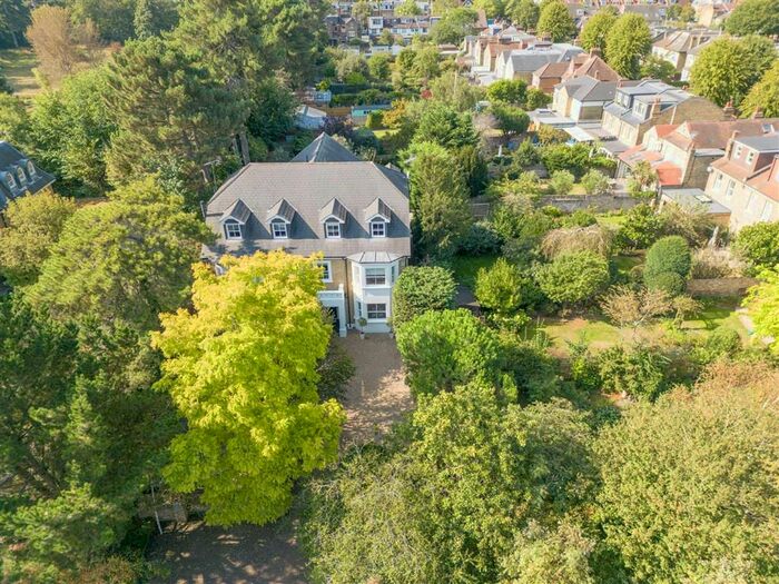 6 Bedroom Property To Rent In Holmesdale Road, Teddington, TW11