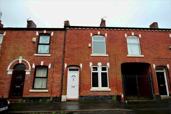 3 Bedroom Terraced House To Rent In Lime Street, Dukinfield, SK16