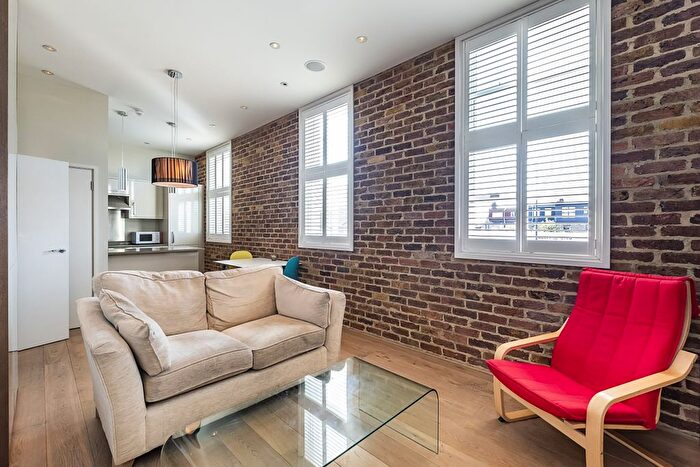 2 Bedroom Flat To Rent In Kingston Road, London, SW19