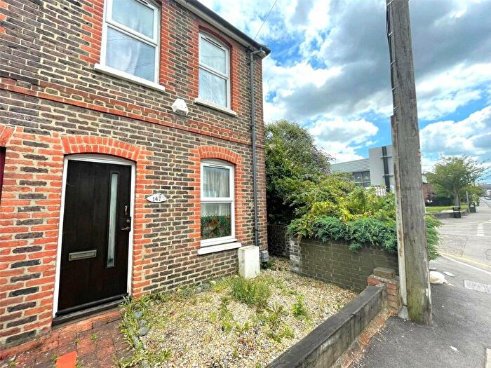 1 Bedroom House Of Multiple Occupation To Rent In Walnut Tree Close, Guildford, Surrey, GU1