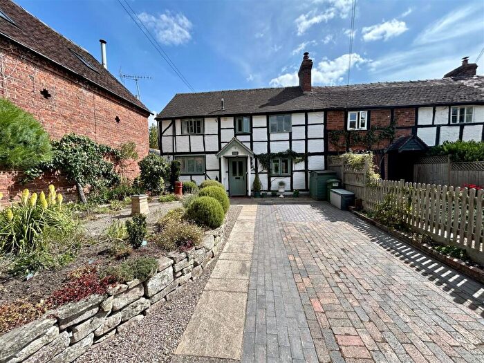 4 Bedroom Terraced House For Sale In Kingsland, Leominster, HR6