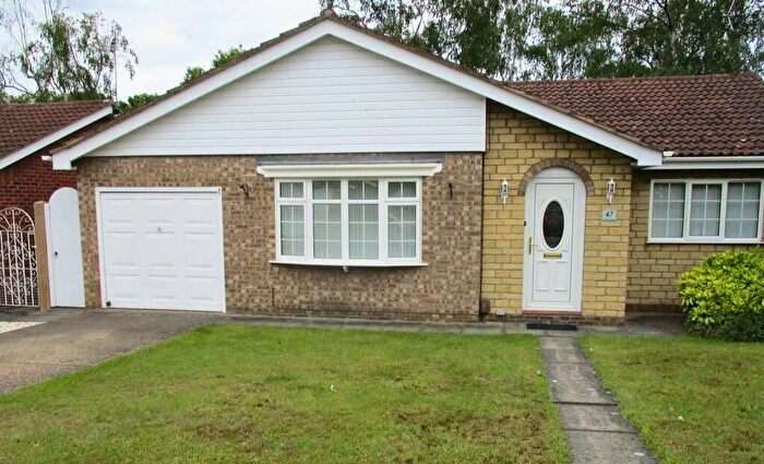 2 Bedroom Bungalow To Rent In Malham Drive, Lakelands, Lincoln, LN6