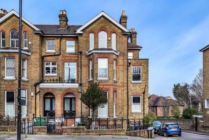 2 Bedroom Flat To Rent In Sheen Road, Richmond, TW9