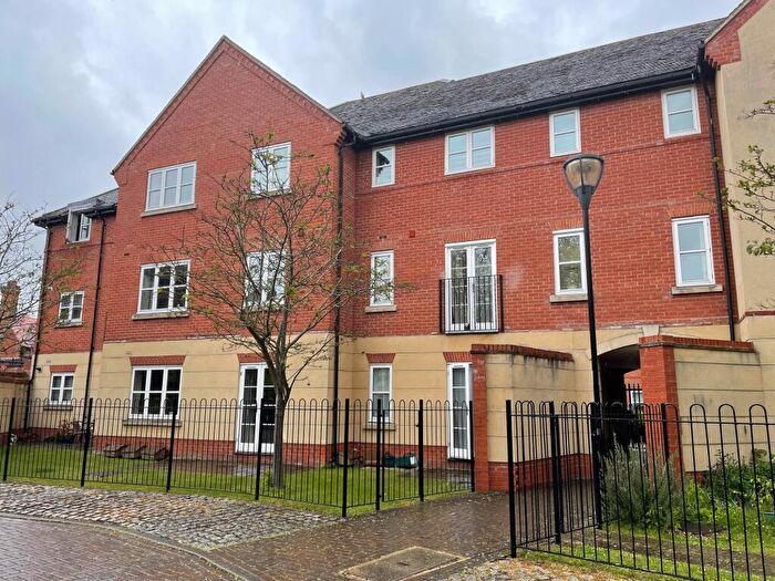 1 Bedroom Flat To Rent In Regal Close, Abingdon, OX14