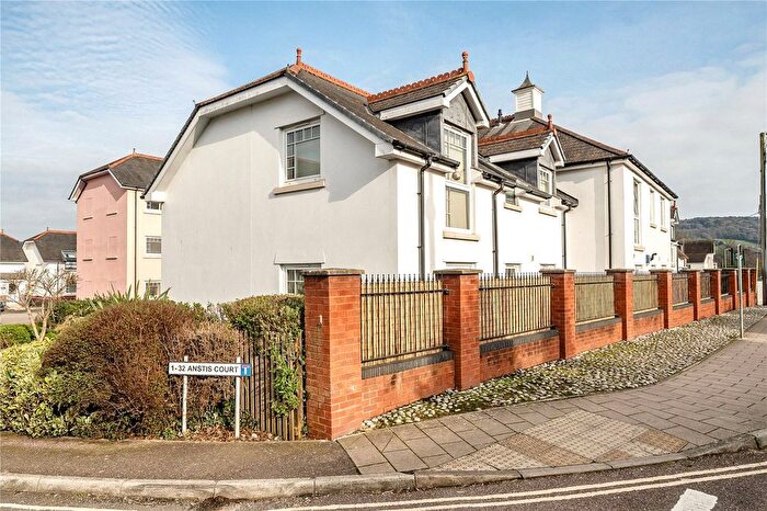 2 Bedroom Flat To Rent In Woolbrook Road, Sidmouth, Devon, EX10