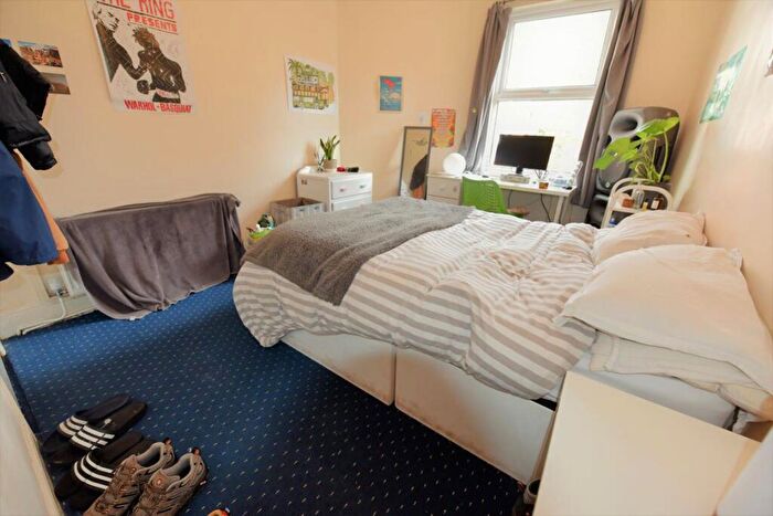 7 Bedroom House To Rent In Richmond Mount, LS6
