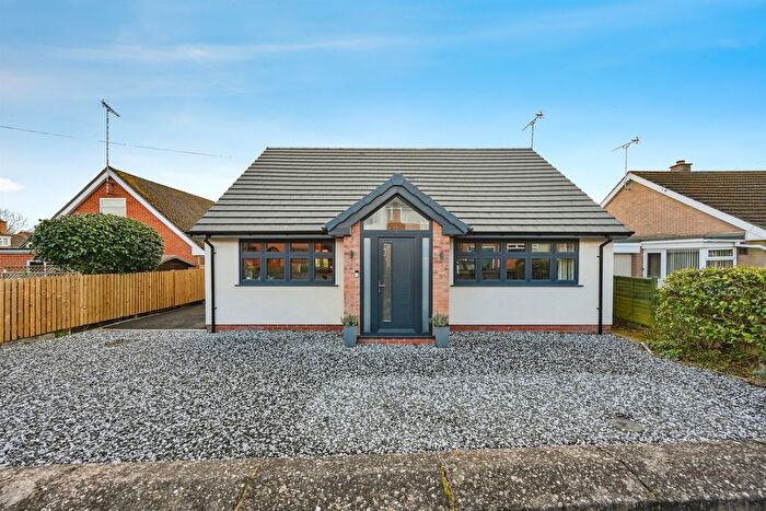 4 Bedroom Detached House For Sale In Hawthorn Close, Doveridge, Ashbourne, DE6