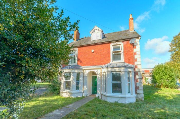 1 Bedroom House To Rent In Wilton Road, Salisbury, SP2