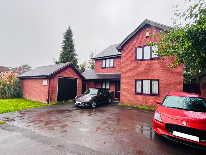 4 Bedroom Property To Rent In St. Andrews Vicarage, Walsall, WS2