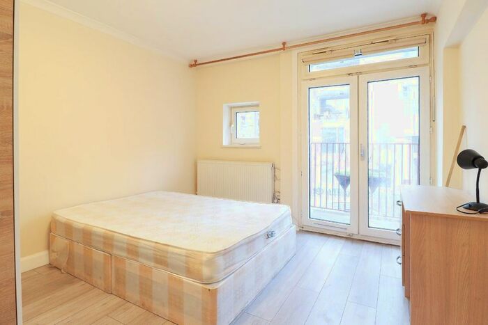 3 Bedroom Flat To Rent In Hawkshead, Stanhope Street, NW1