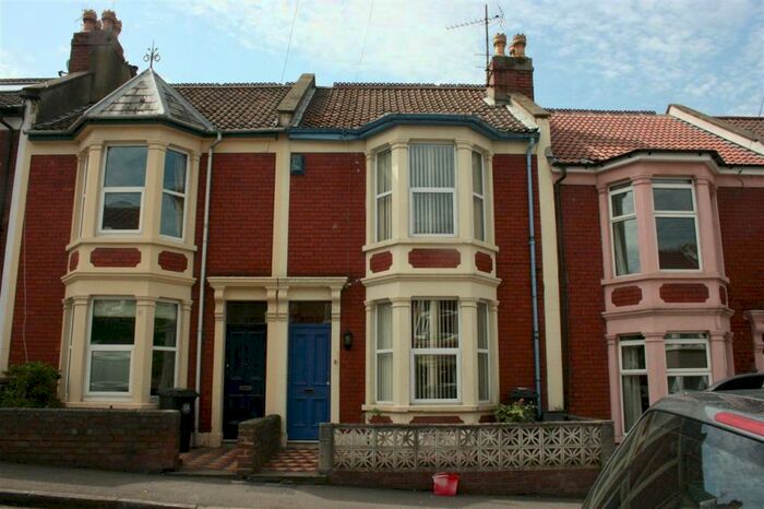 5 Bedroom Property To Rent In Hamilton Road, Southville, Bristol, BS3