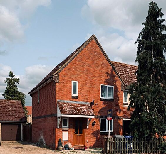 3 Bedroom Property To Rent In Kestrel Close, Beck Row, Bury St. Edmunds, IP28