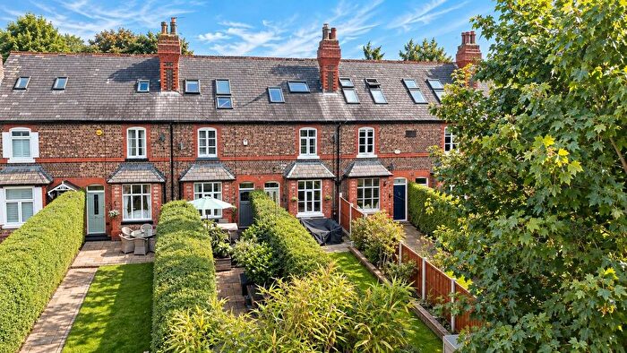 3 Bedroom Terraced House For Sale In Knutsford View, Hale Barns, Altrincham, WA15