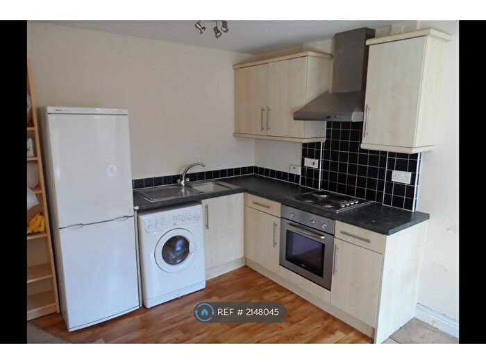 1 Bedroom Flat To Rent In The Lofts, Huddersfield, HD1