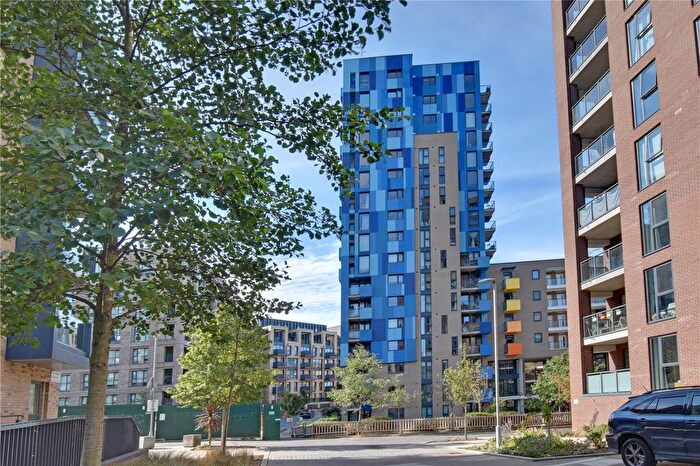 2 Bedroom Flat For Sale In Jubilee Heights, Parkside Avenue, Greenwich, London, SE10