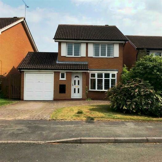 3 Bedroom Cluster House To Rent In Chattaway Drive, Balsall Common, Coventry, CV7