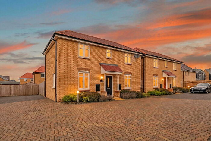 3 Bedroom Detached House For Sale In Crane Lane, Wixams, MK42