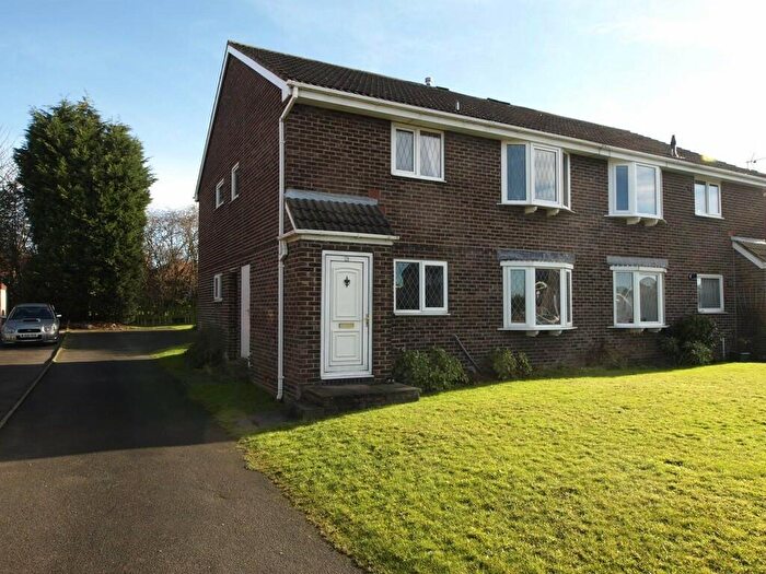 2 Bedroom Apartment To Rent In Cranford Gardens, Royston, S71